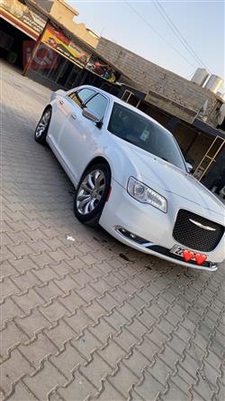 کرایسلەر 300